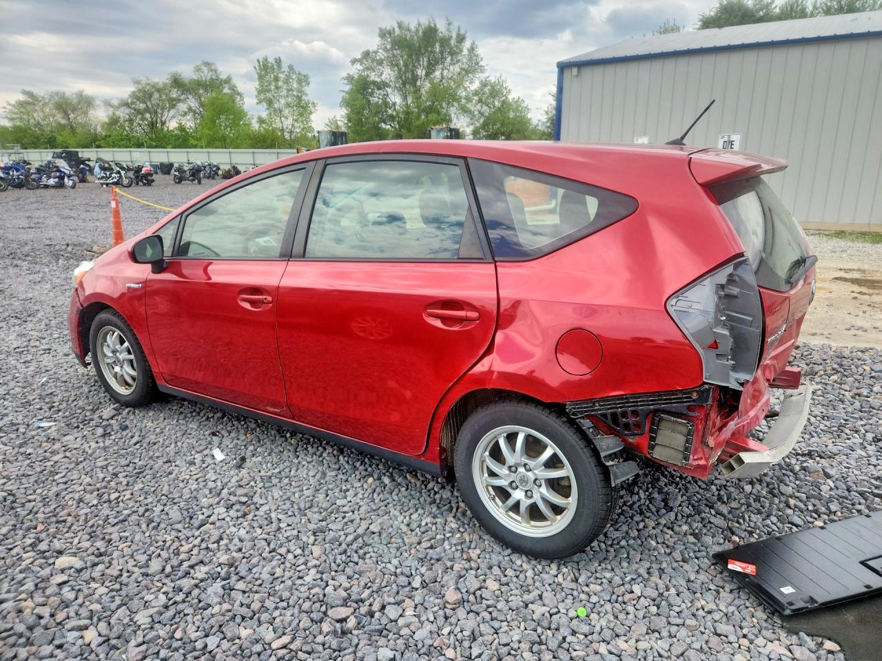 2012 Toyota Prius V Two - Фото 2