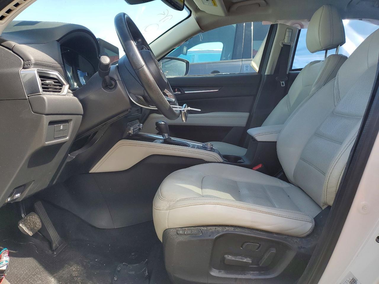 2023 Mazda Cx-5 Premium - Image 7