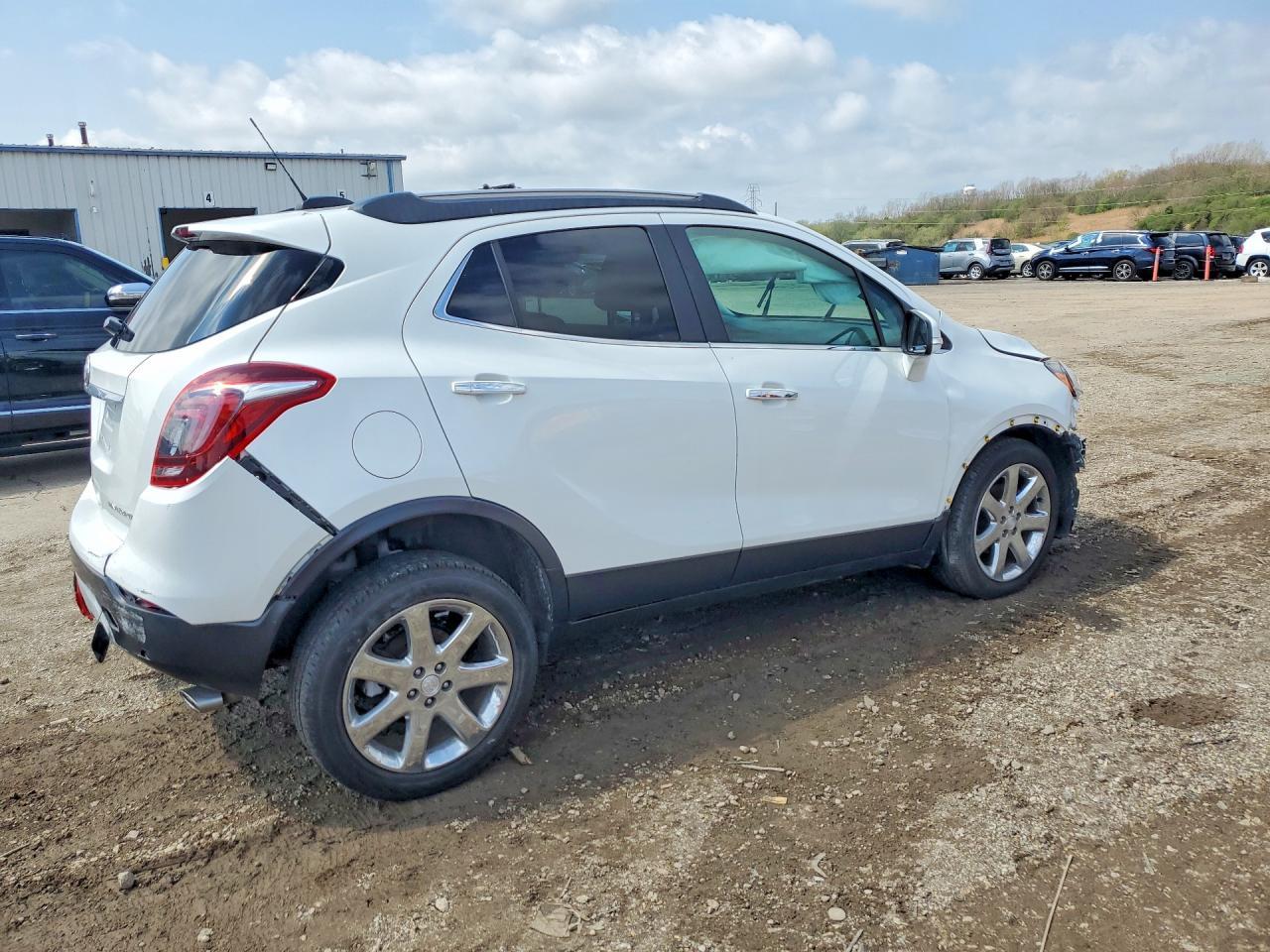 2019 Buick Encore Essence - Фото 3