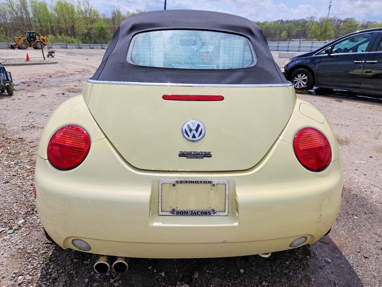 2003 Volkswagen New Beetle Gls - Image 6