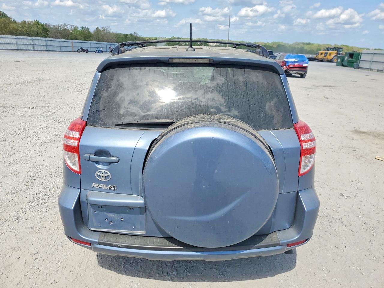 2012 Toyota Rav4 Base - Image 6