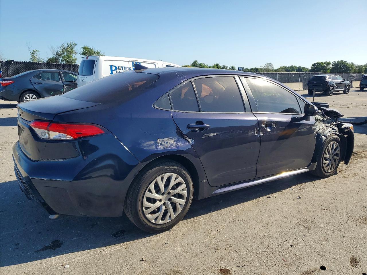 2020 Toyota Corolla Le - Image 3