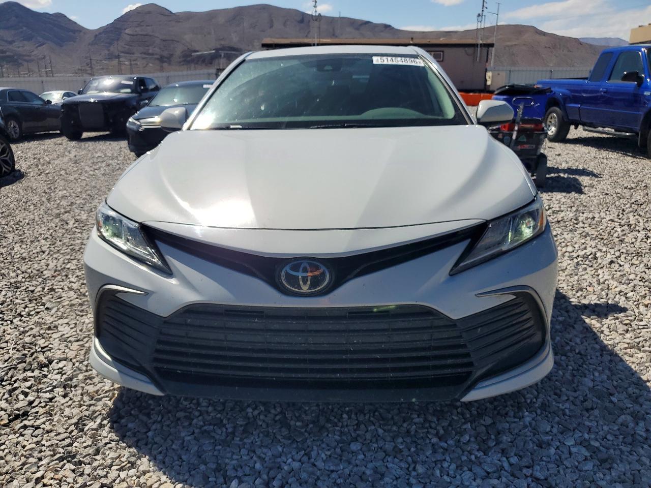 2023 Toyota Camry Le - Image 5