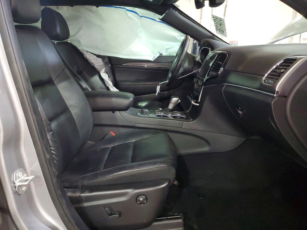 2019 Jeep Grand Cherokee Limited - Image 7