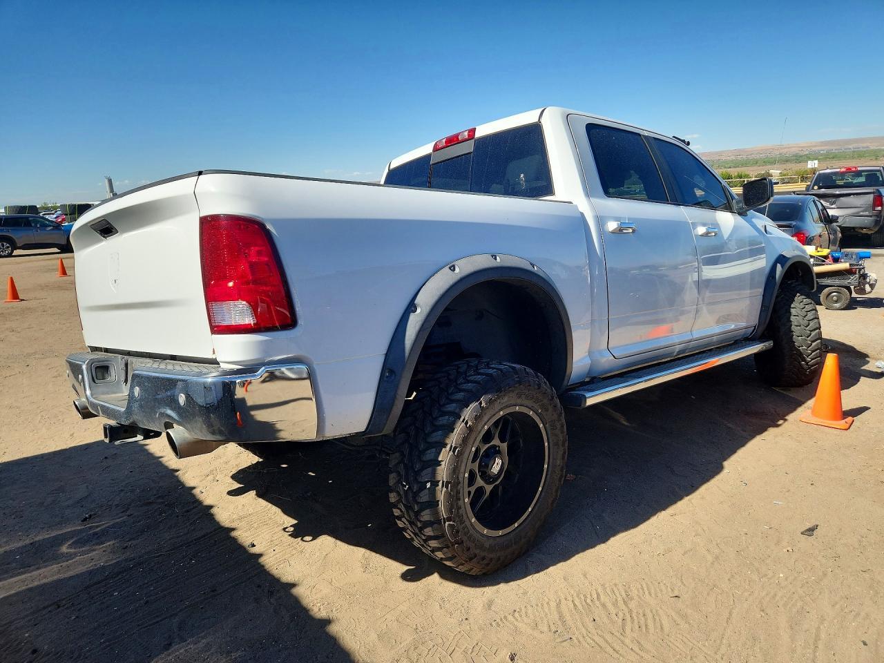 2017 Ram 1500 Slt - Image 3