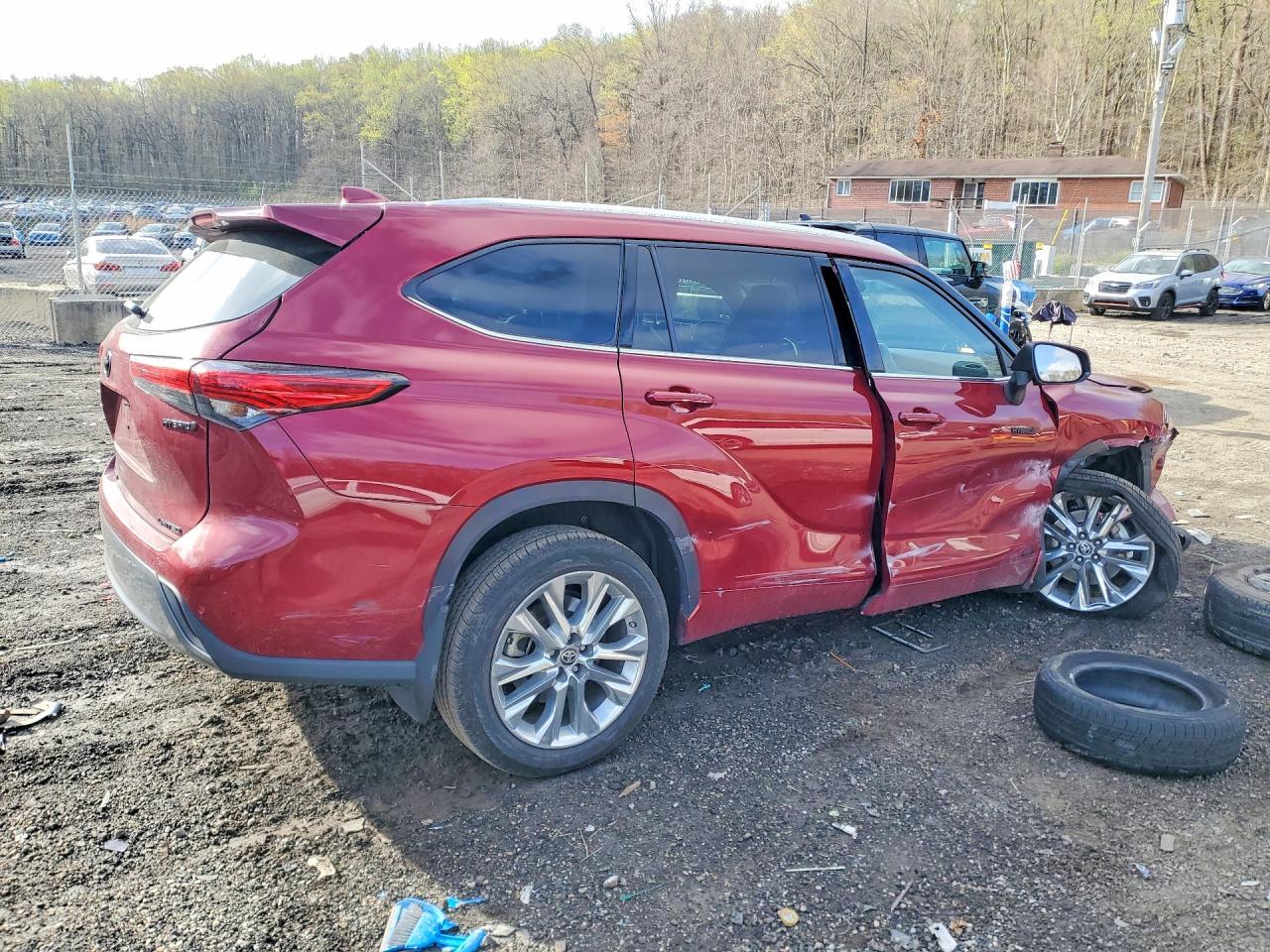 2021 Toyota Highlander Hybrid Limited - Фото 3