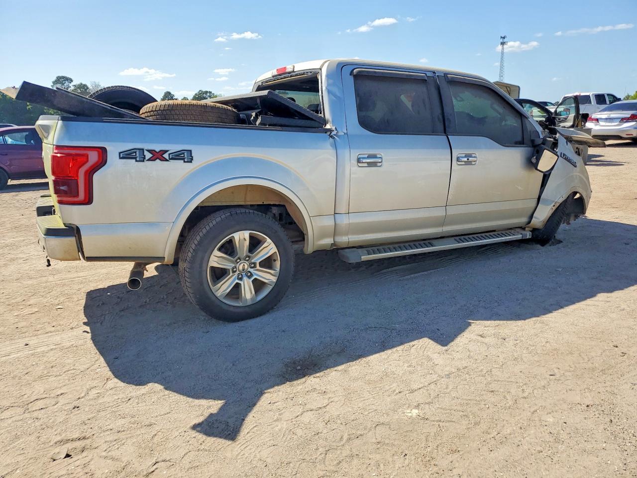 2015 Ford F150 Supercrew - Фото 3