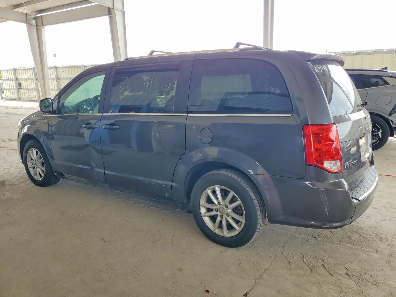 2018 Dodge Grand Caravan Sxt - Фото 2