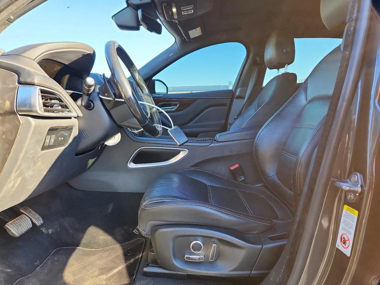 2019 Jaguar F-Pace 25T Prestige - Image 7
