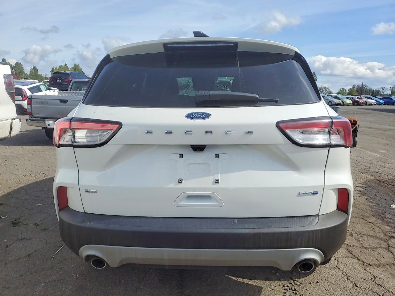 2020 Ford Escape Se - Фото 6