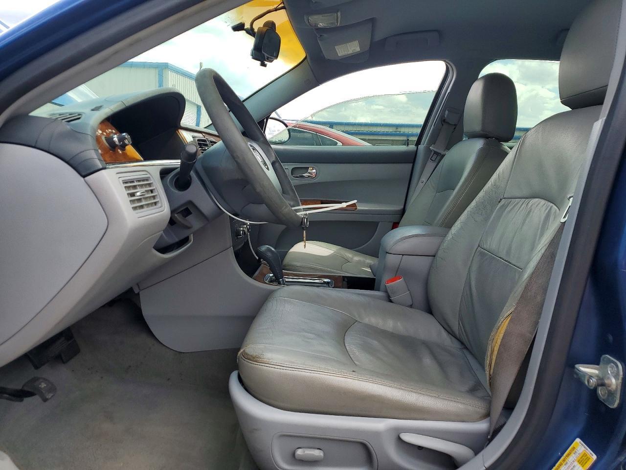 2006 Buick Lacrosse Cx - Image 7