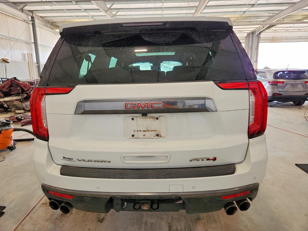2024 GMC Yukon Xl K1500 At4 - Фото 6