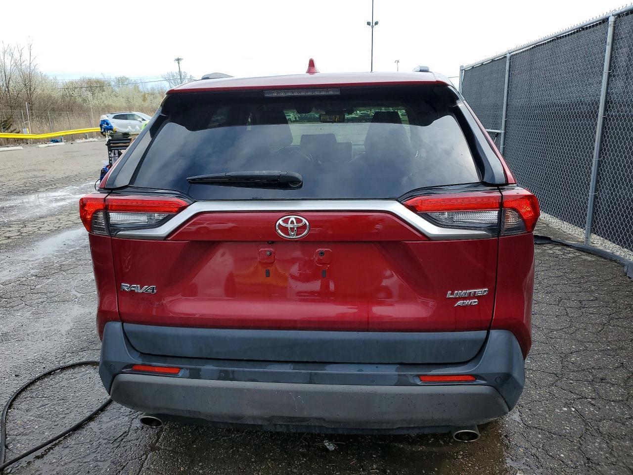 2019 Toyota Rav4 Limited - Фото 6