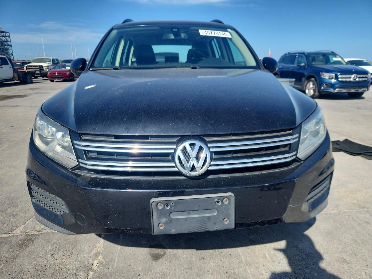 2016 Volkswagen Tiguan S - Image 5