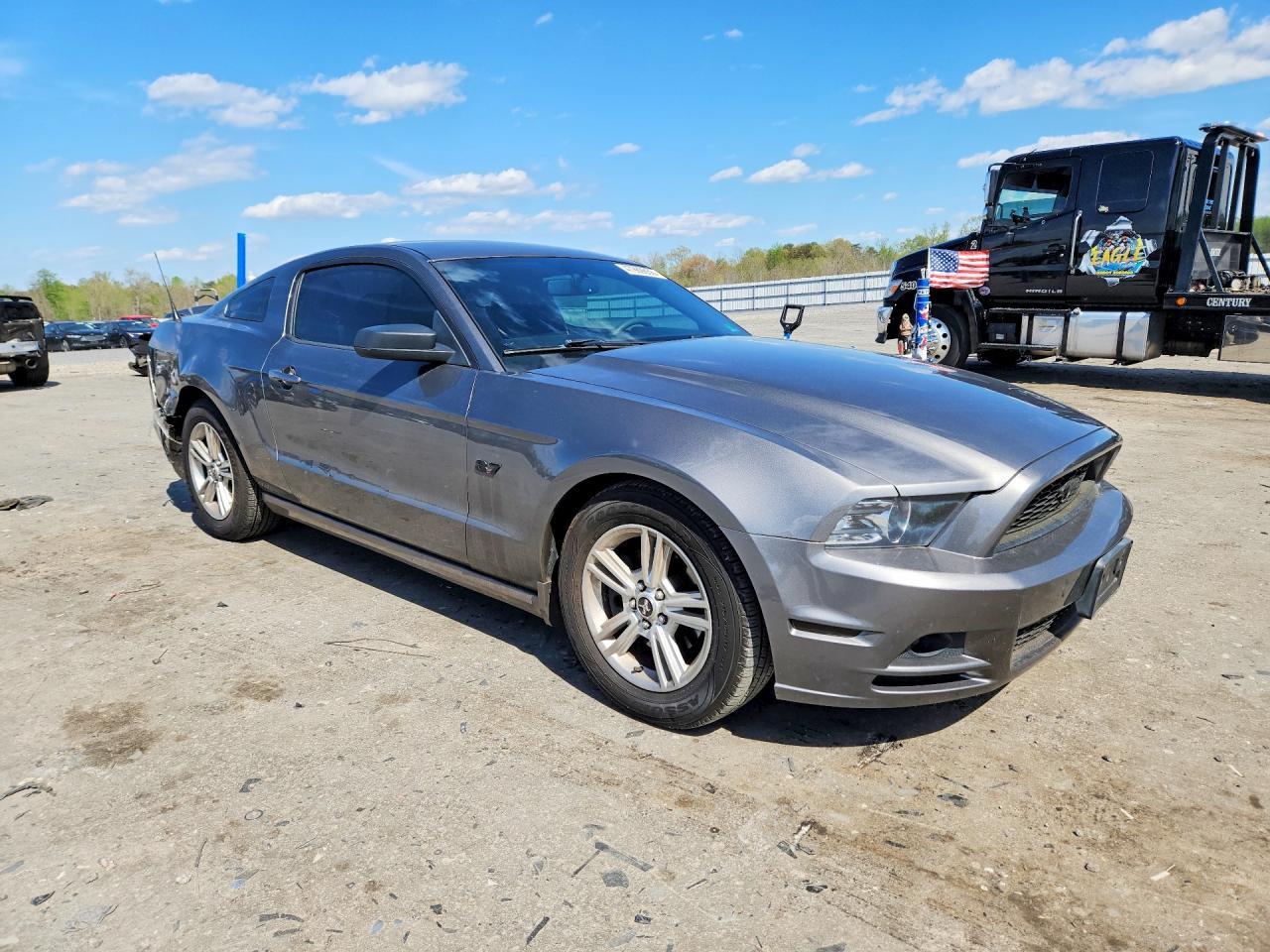 2014 Ford Mustang - Фото 4