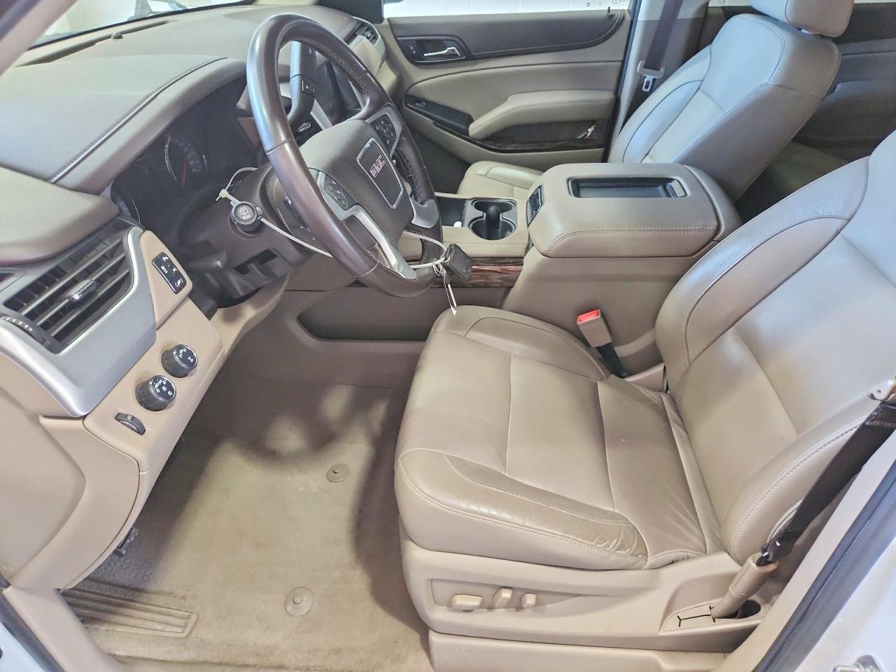 2020 GMC Yukon Slt - Image 7