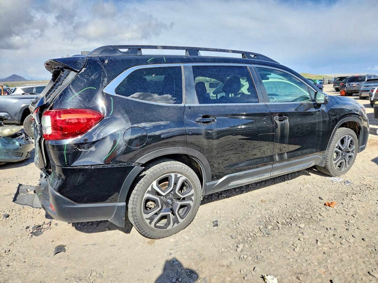 2023 Subaru Ascent Limited - Фото 3