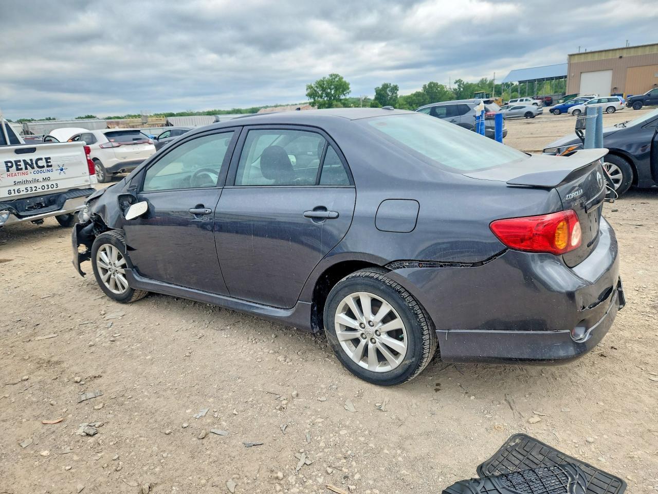 2010 Toyota Corolla S - Фото 2