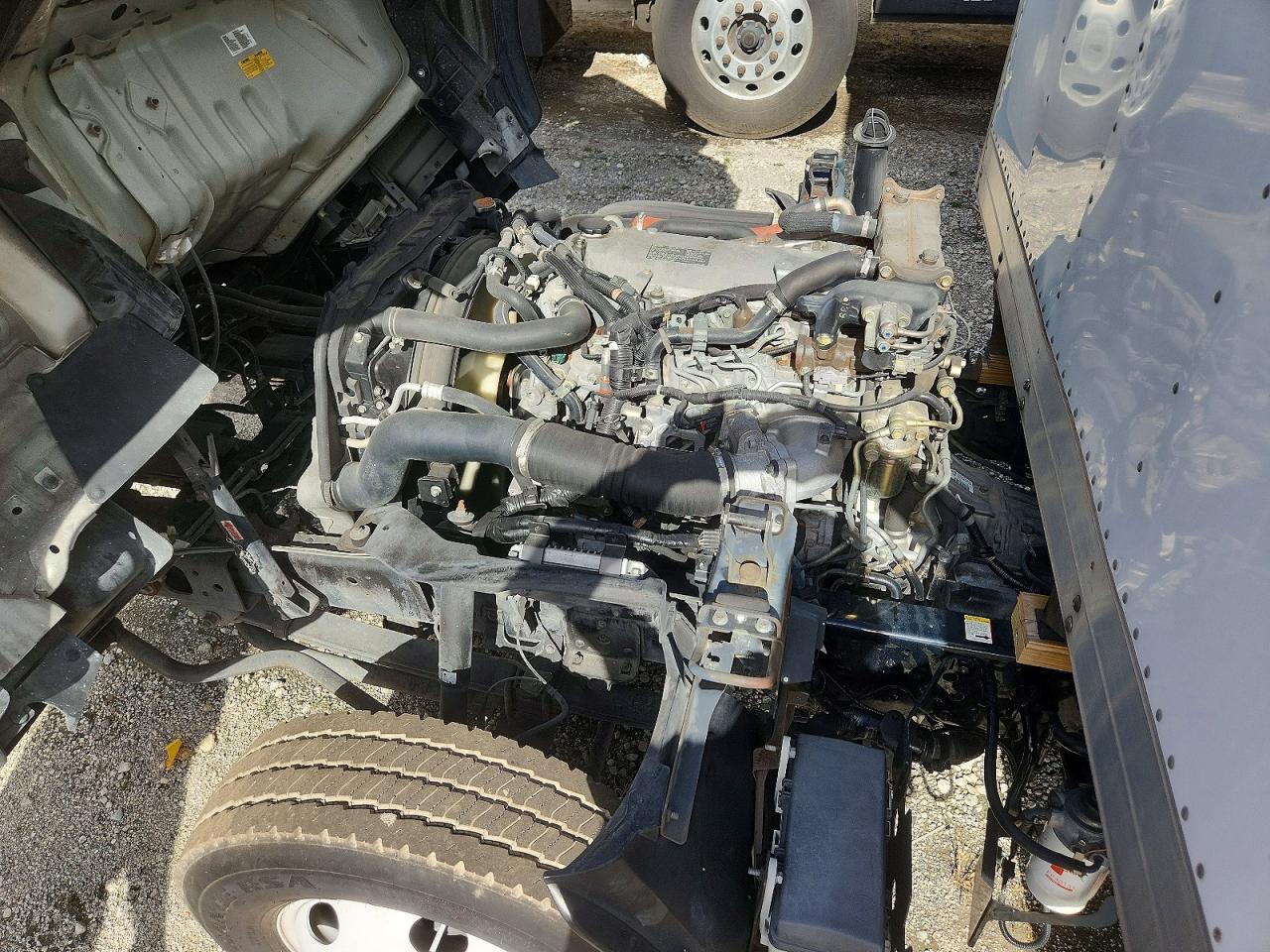 2019 Isuzu Npr Hd Box Truck - Image 7