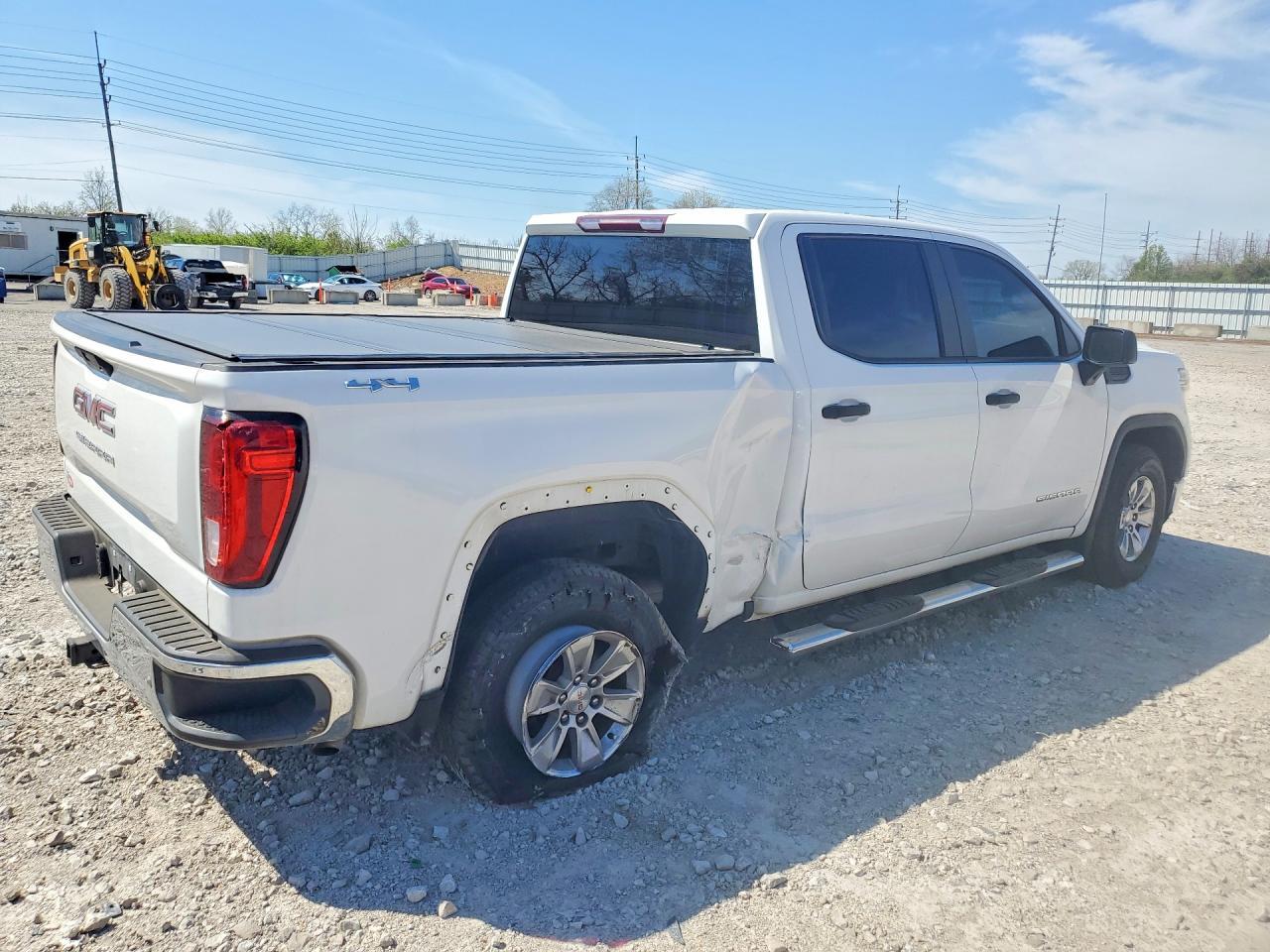 2021 GMC Sierra K1500 - Фото 3