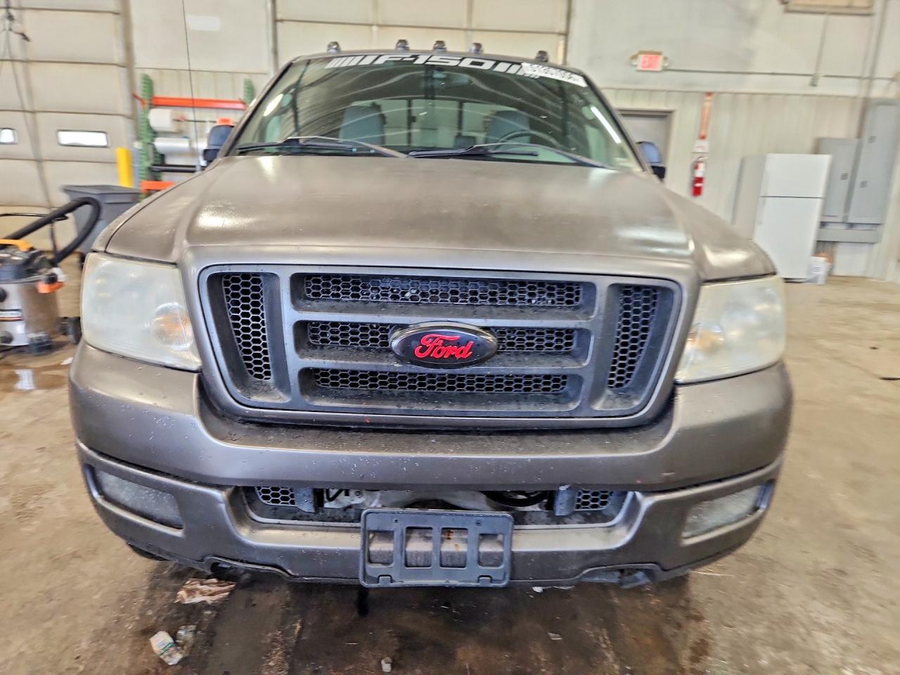 2005 Ford F150 Supercrew - Image 5