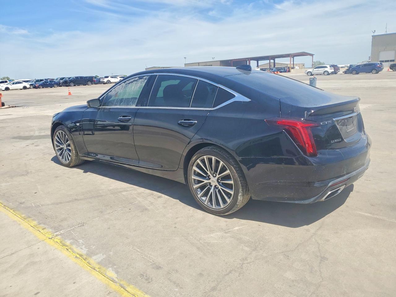 2020 Cadillac Ct5 Premium Luxury - Image 2