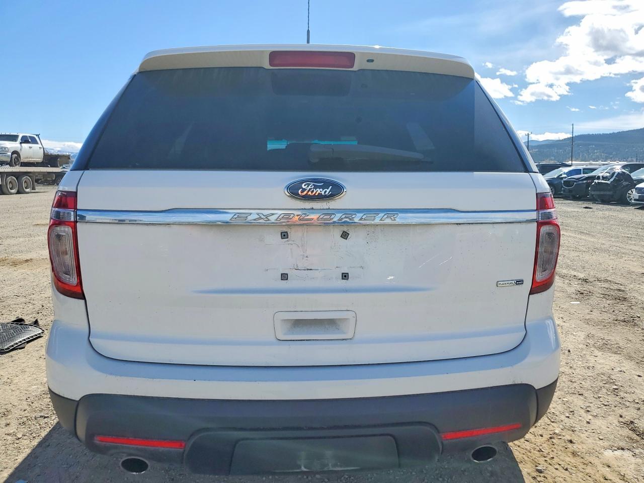 2014 Ford Explorer - Image 6