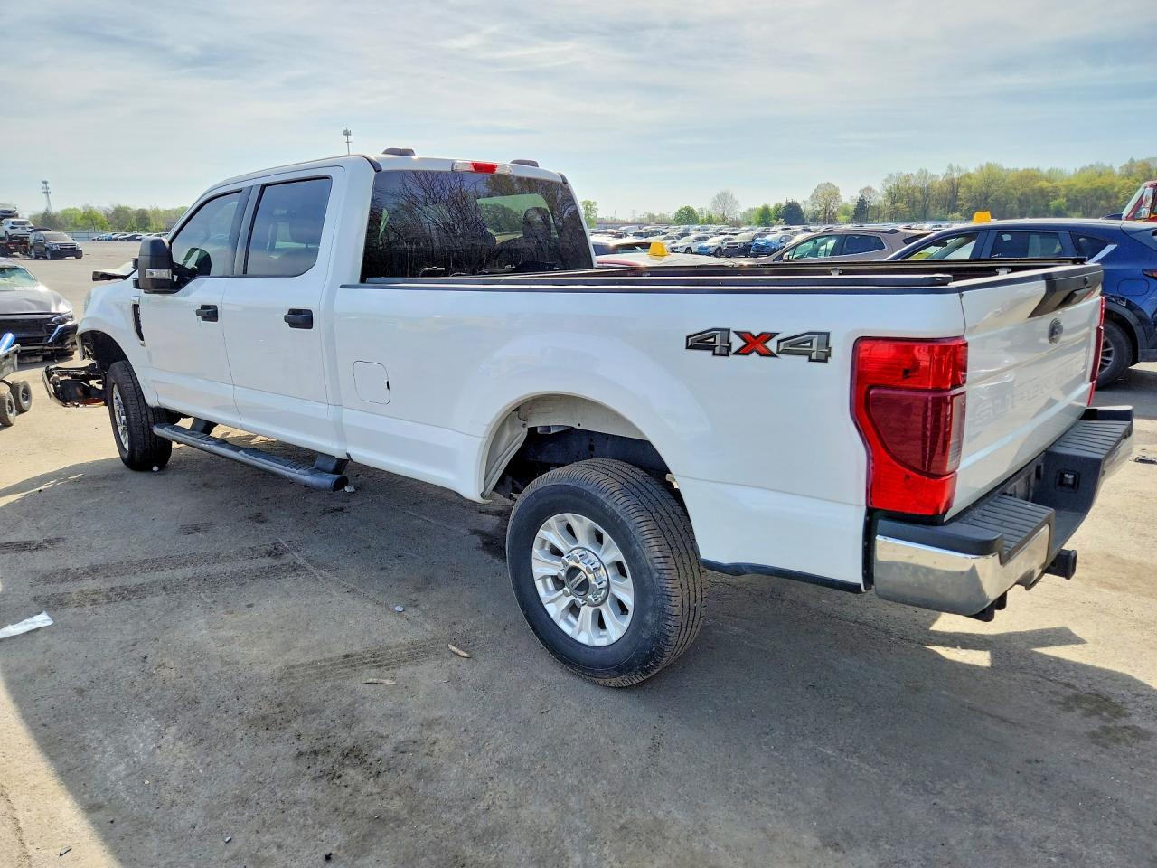 2022 Ford F250 Super Duty - Фото 2
