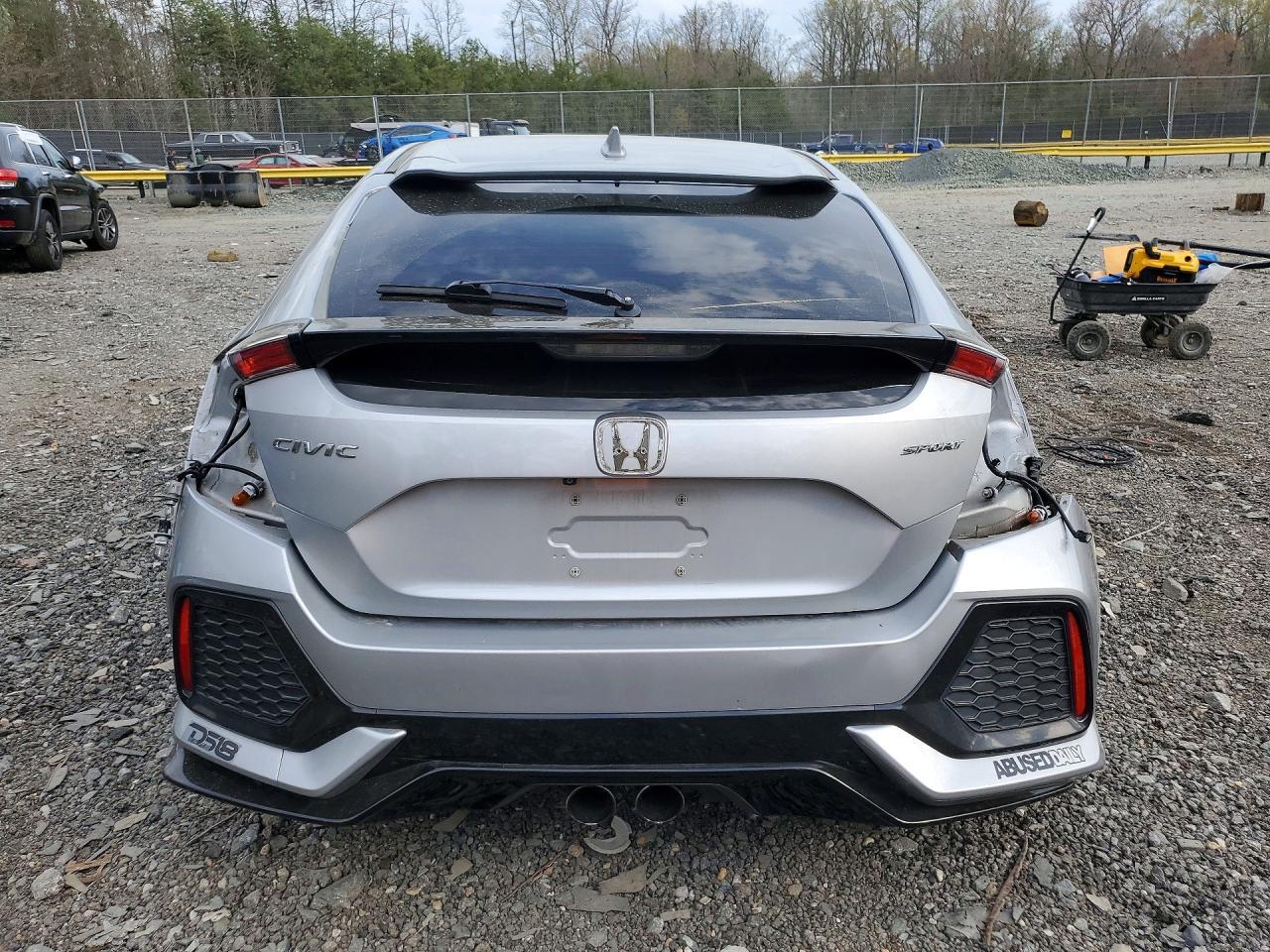 2017 Honda Civic Sport - Image 6