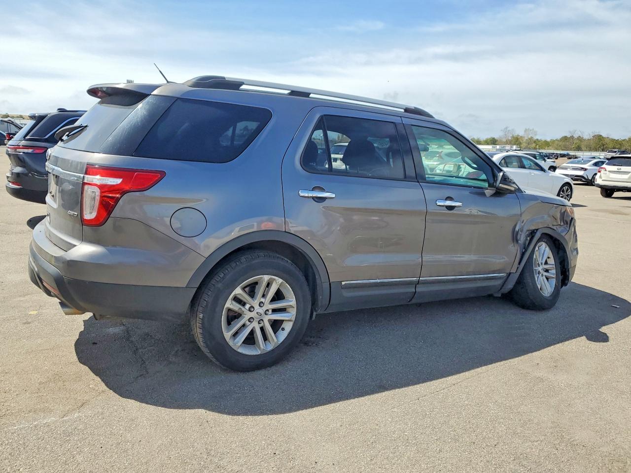 2012 Ford Explorer Xlt - Фото 3