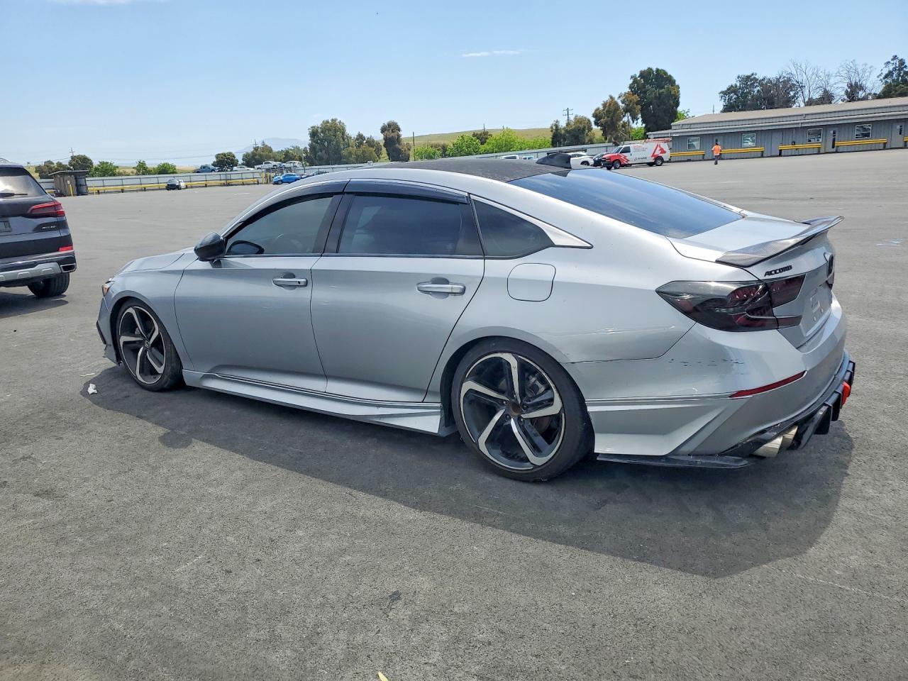2019 Honda Accord Sport - Фото 2
