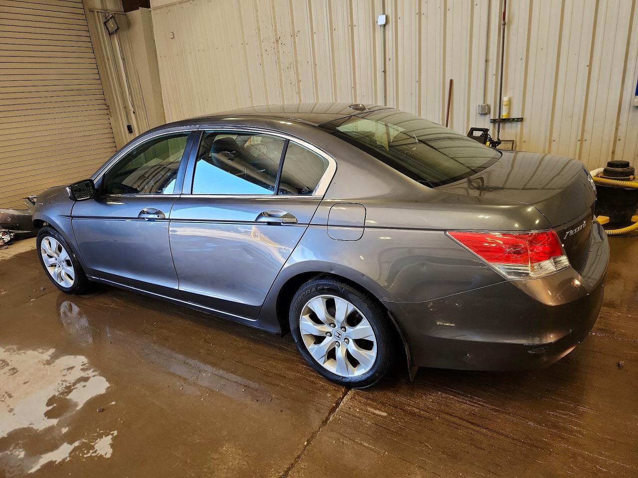 2009 Honda Accord Exl - Image 2