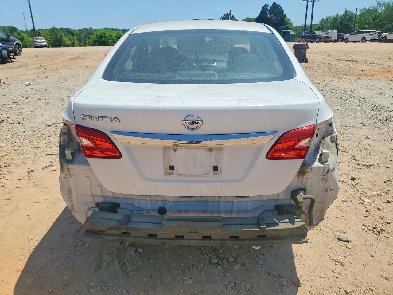 2017 Nissan Sentra S - Фото 6