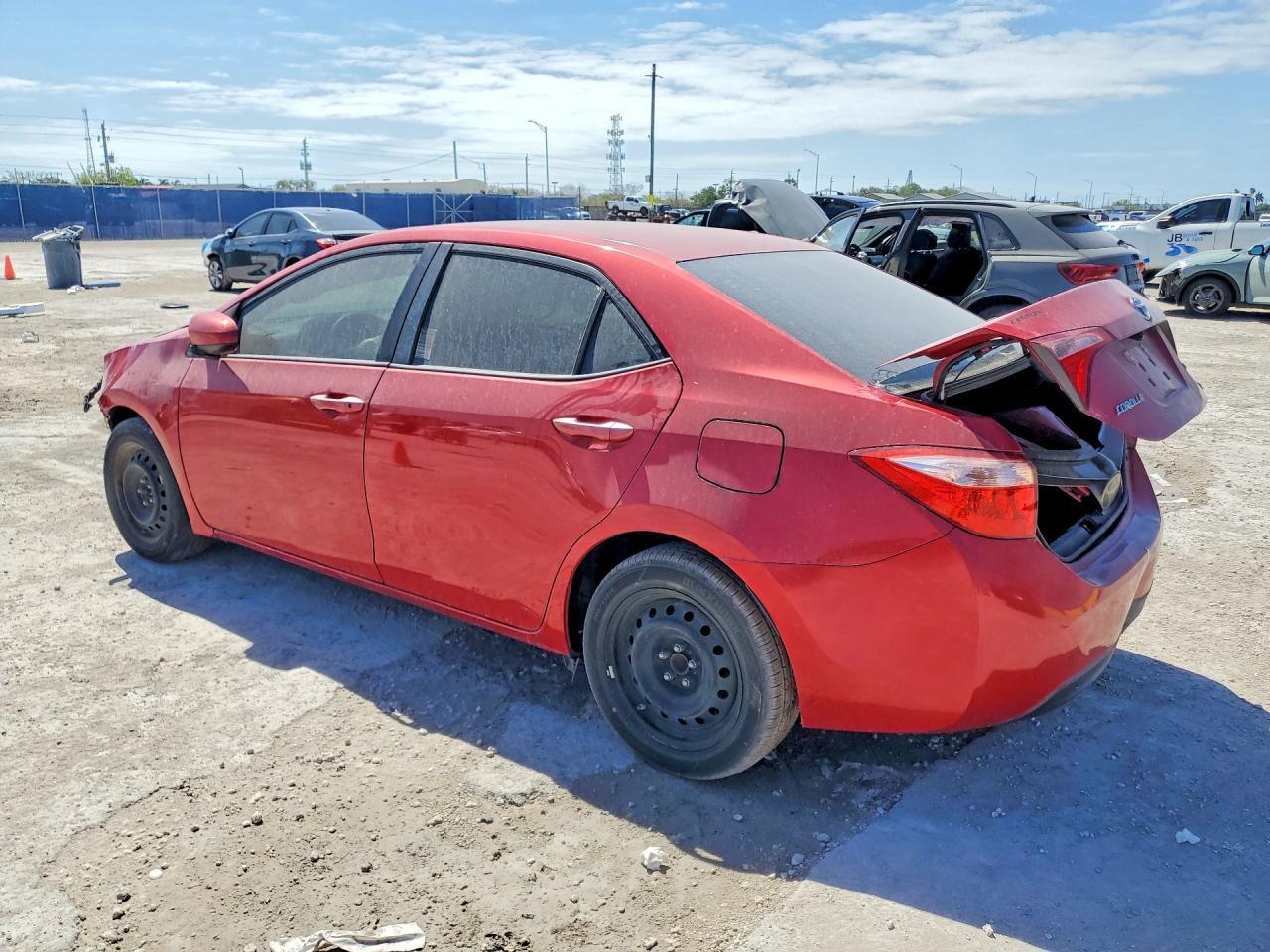2018 Toyota Corolla - Image 2