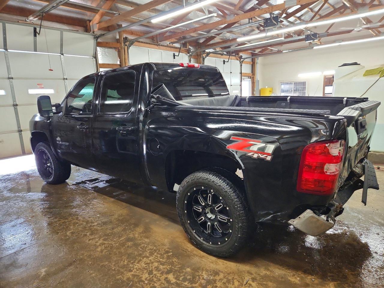 2011 Chevrolet Silverado K1500 Lt - Image 2