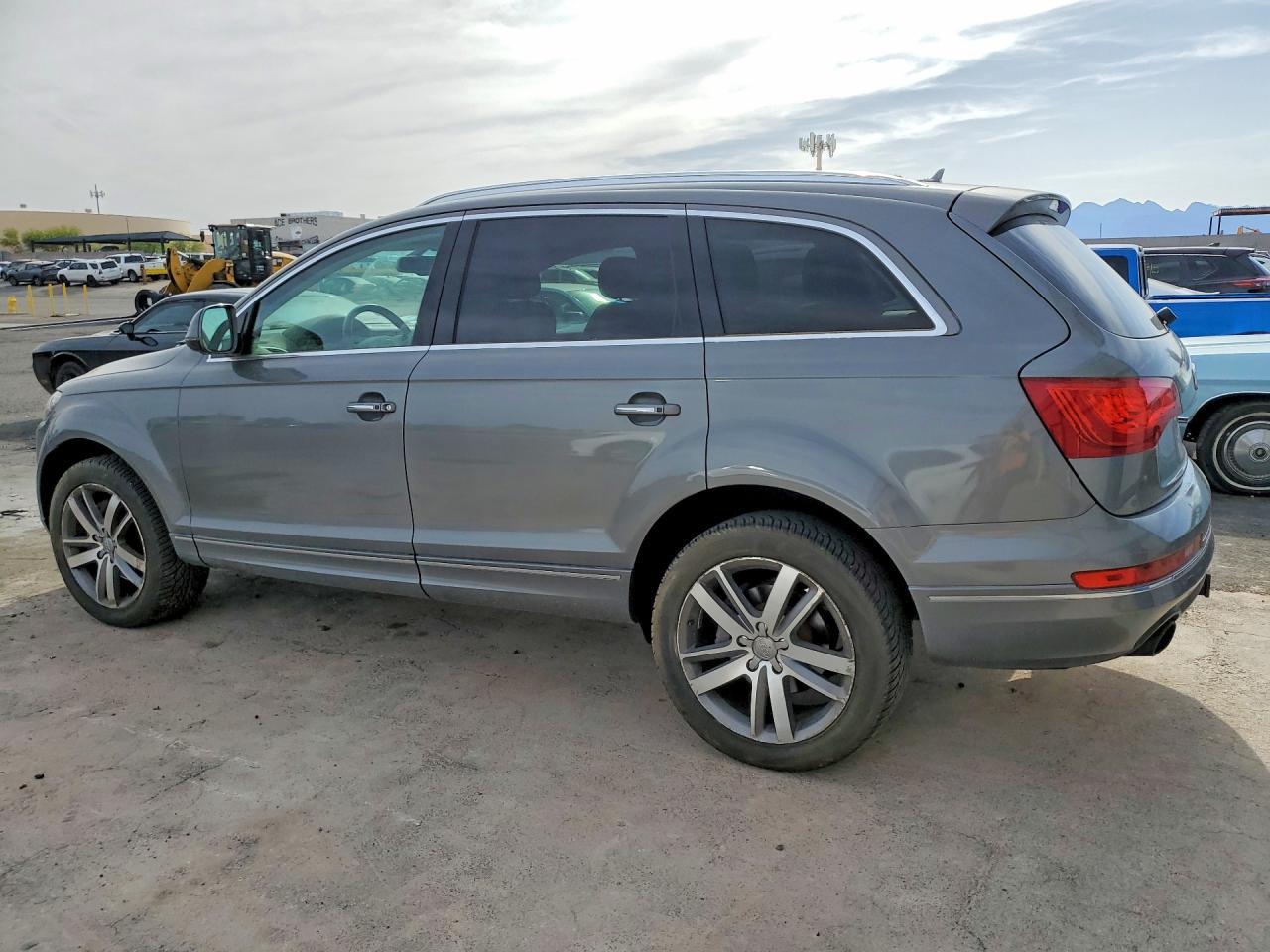2015 Audi Q7 Premium Plus - Фото 2
