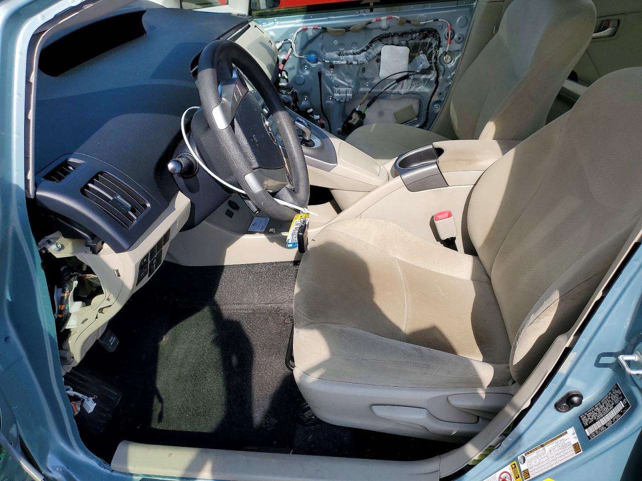 2013 Toyota Prius Three - Фото 7