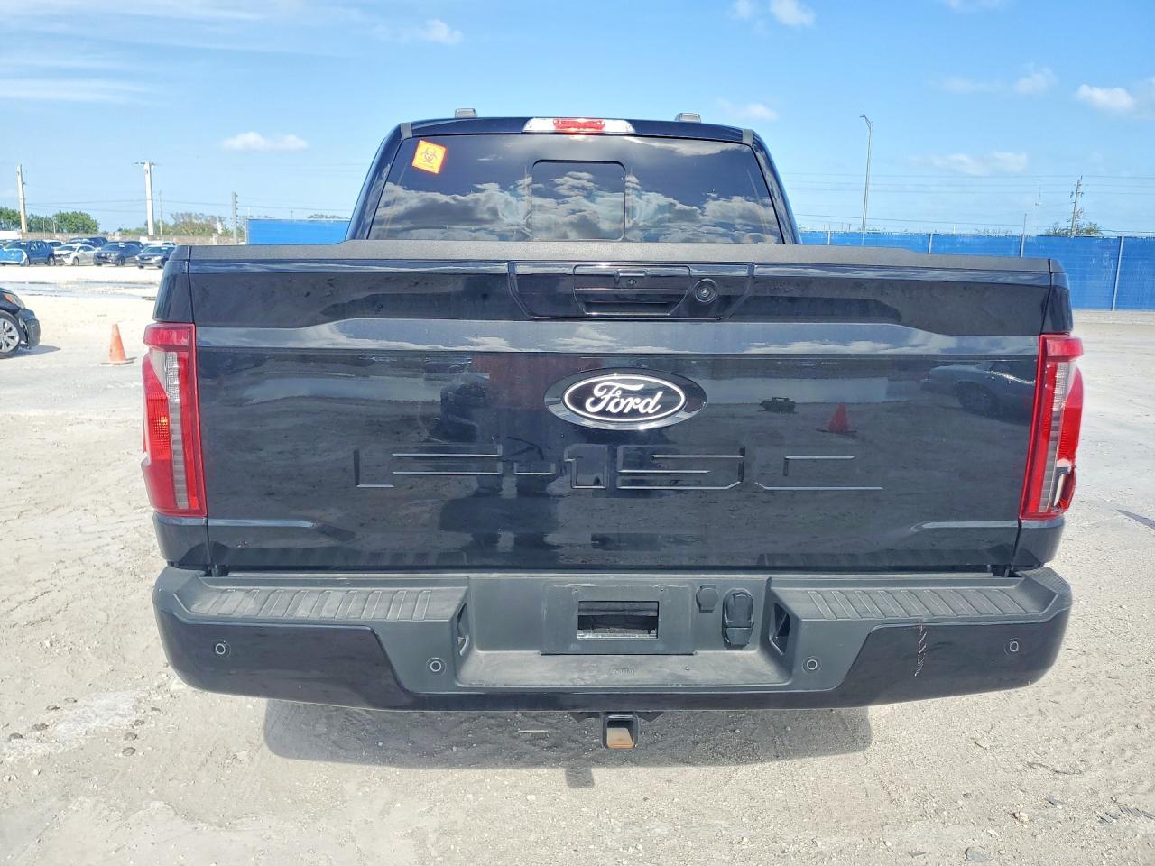 2025 Ford F150 Xlt - Image 6