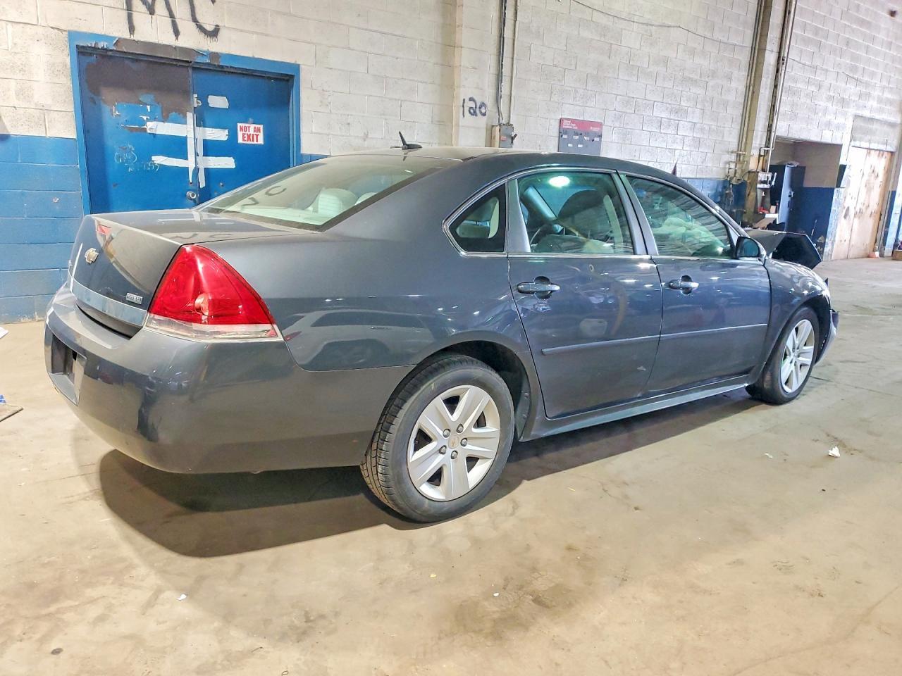 2011 Chevrolet Impala Ls - Фото 3