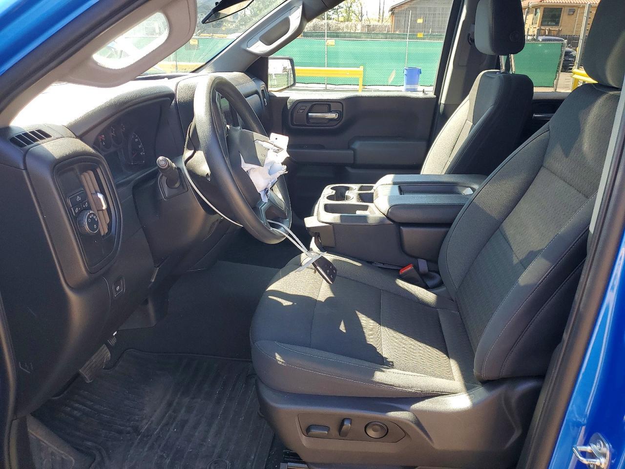2025 Chevrolet Silverado C1500 Custom - Фото 7