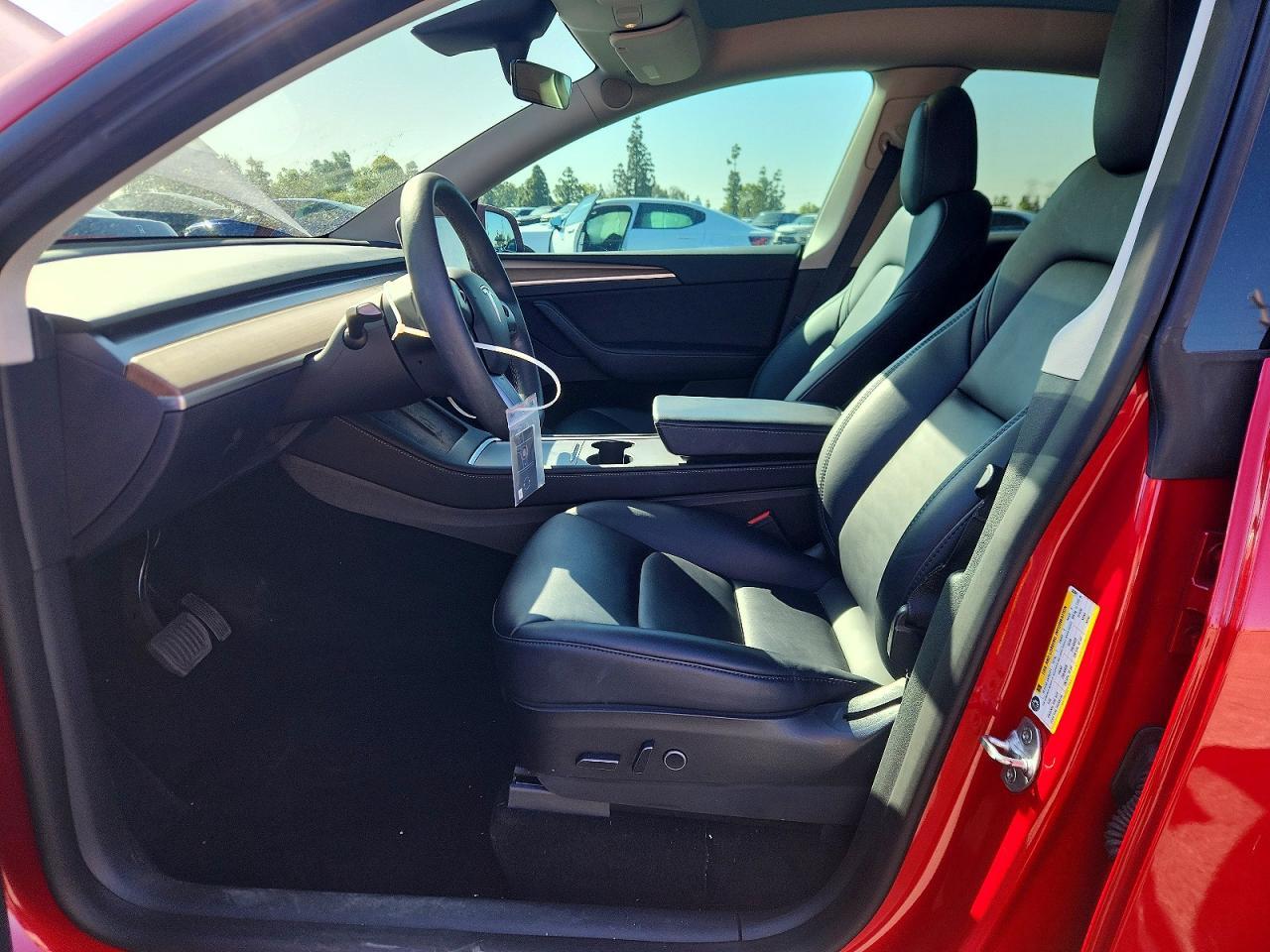 2023 Tesla Model Y - Image 7