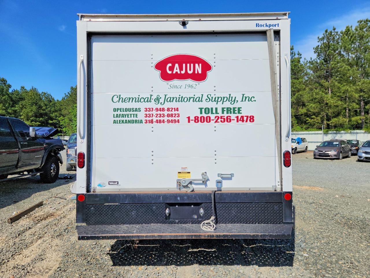 2022 Chevrolet Express G3500 - Image 6