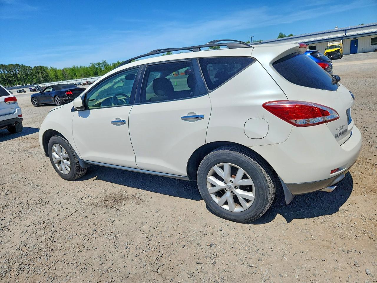 2012 Nissan Murano S - Фото 2
