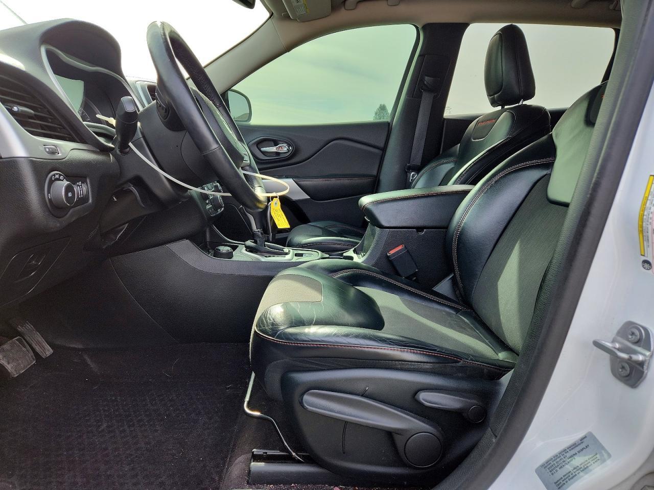 2017 Jeep Cherokee Trailhawk - Image 7