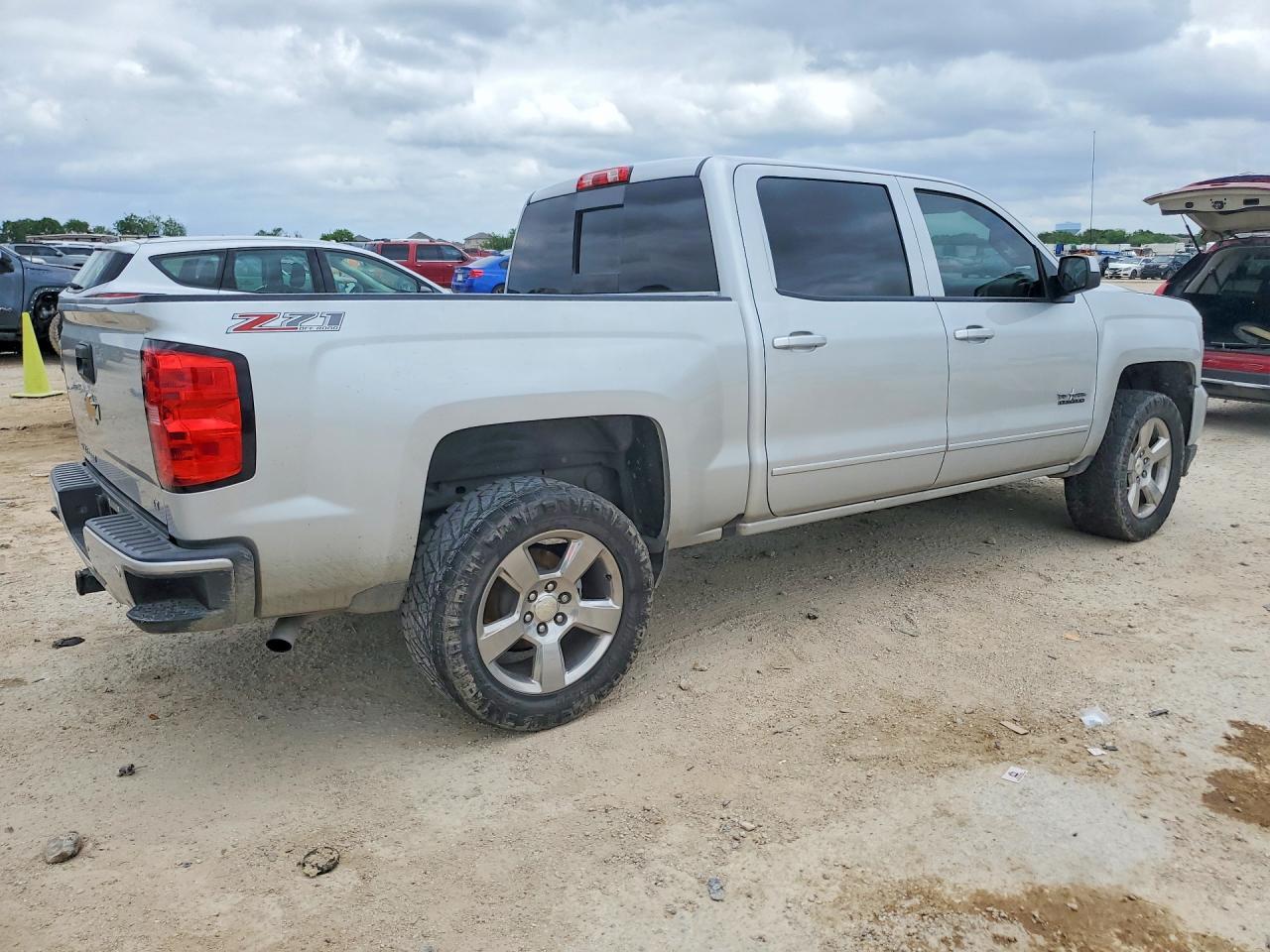 2017 Chevrolet Silverado K1500 Lt - Фото 3
