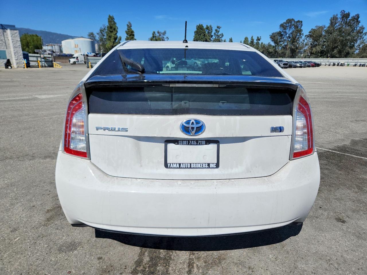 2012 Toyota Prius Two - Фото 6