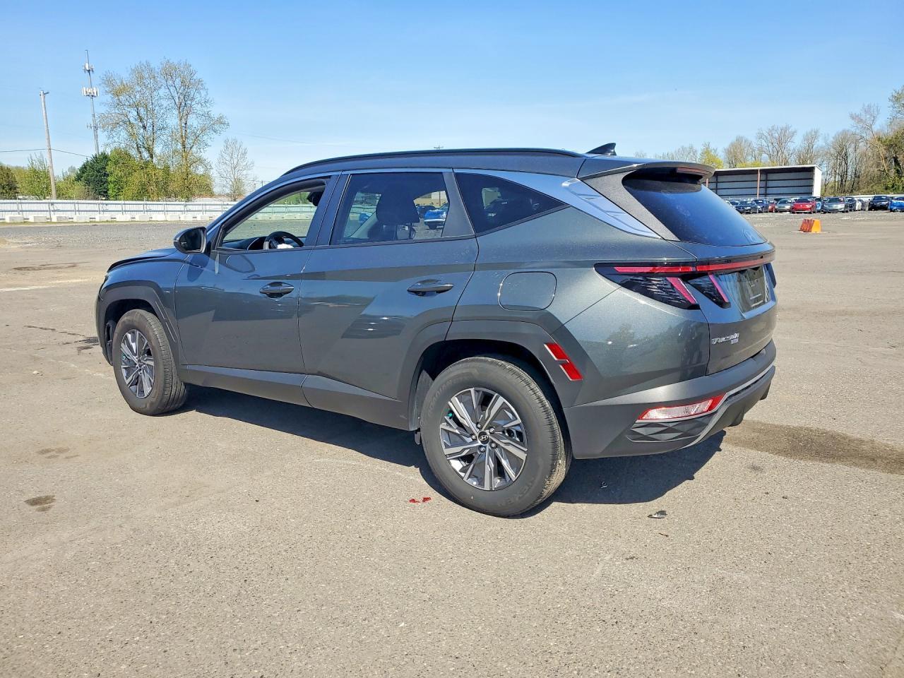 2023 Hyundai Tucson Hybrid Blue - Image 2