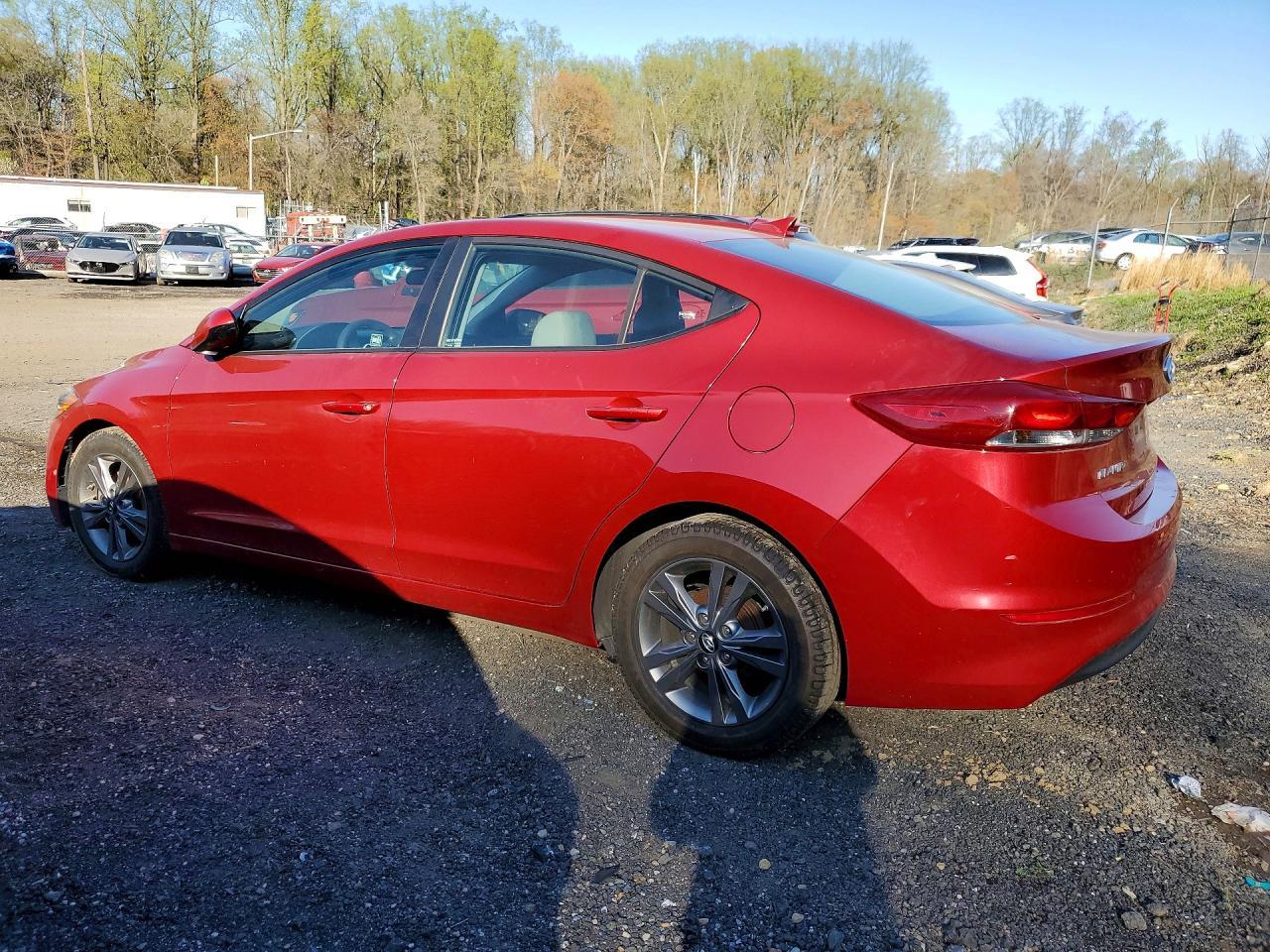 2017 Hyundai Elantra - Фото 2