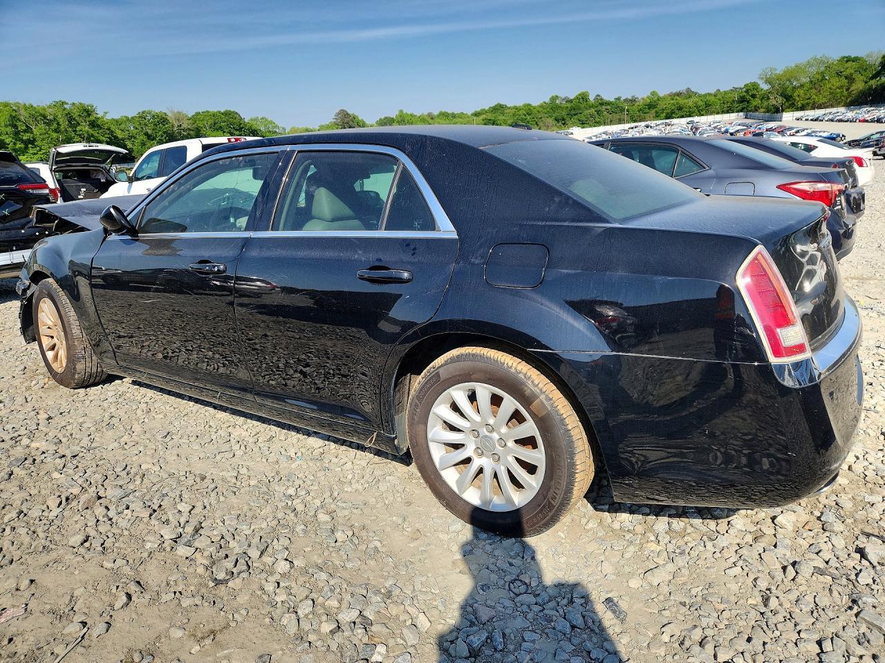2014 Chrysler 300 - Фото 2