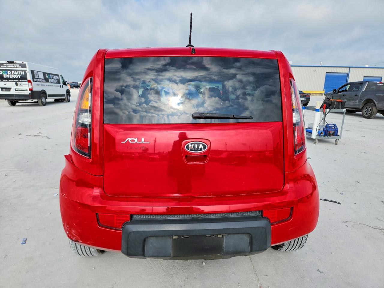 2010 Kia Soul + - Image 6